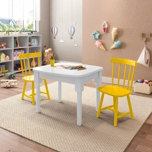 Mesa Infantil com 2 Cadeiras Mariah Madeira Maciça e Laca Casatema