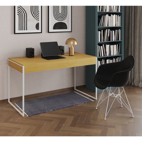 Escrivaninha Industrial Office Estudo Malta Canela 137x53cm com 1 Poltrona Preta Eames Eiffel Base F