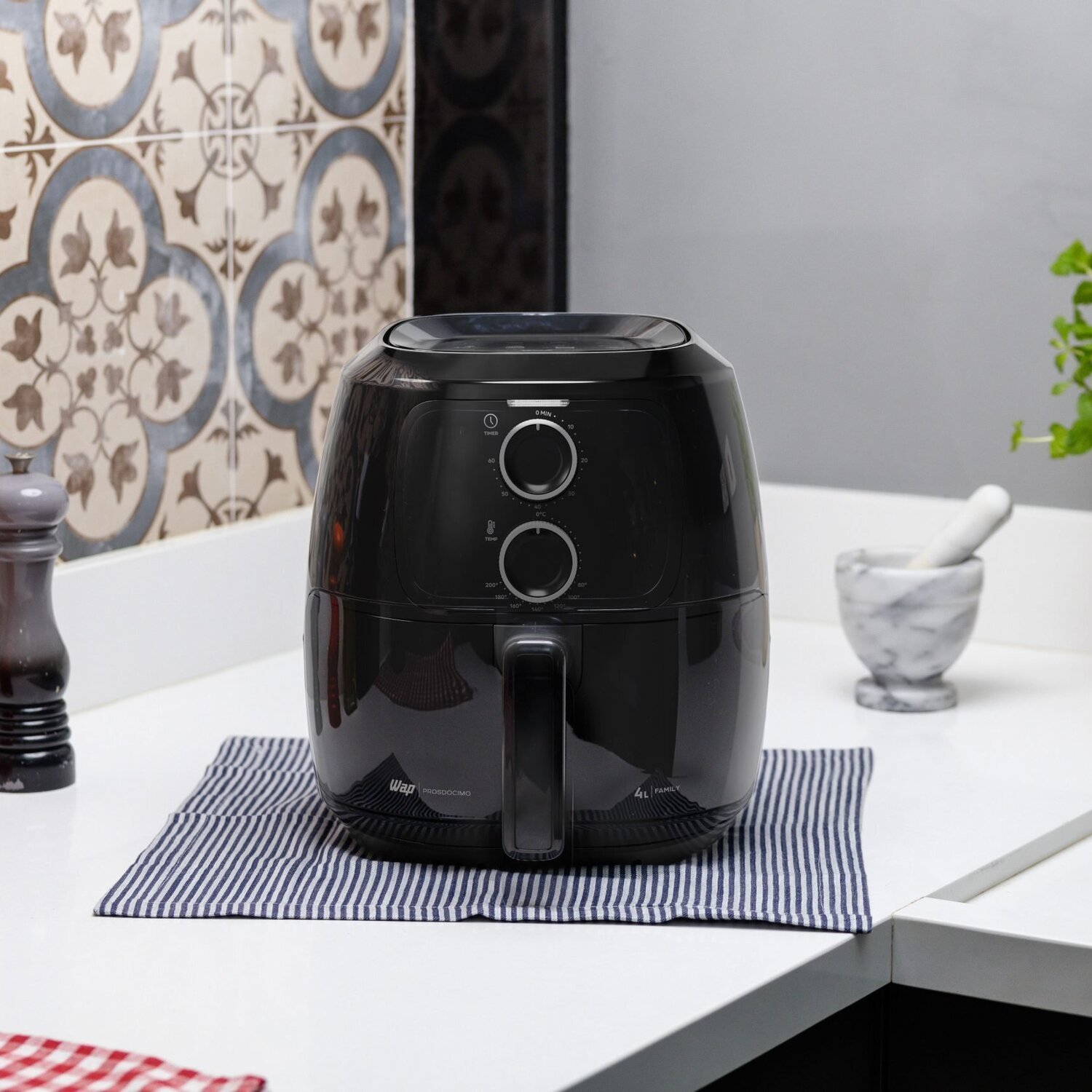 Fritadeira Elétrica sem Óleo Wap Air Fryer Preta 4l Timer até 60min Revestimento Antiaderente 127v - 6