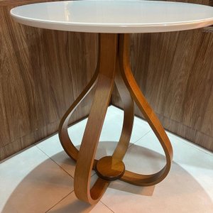 Mesa Lateral Bella 50x60cm (pé Cebola) Vidro