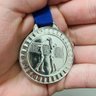 20 Medalhas Vôlei 4,5cm Honra Mérito Participação + Fita Prata - 5