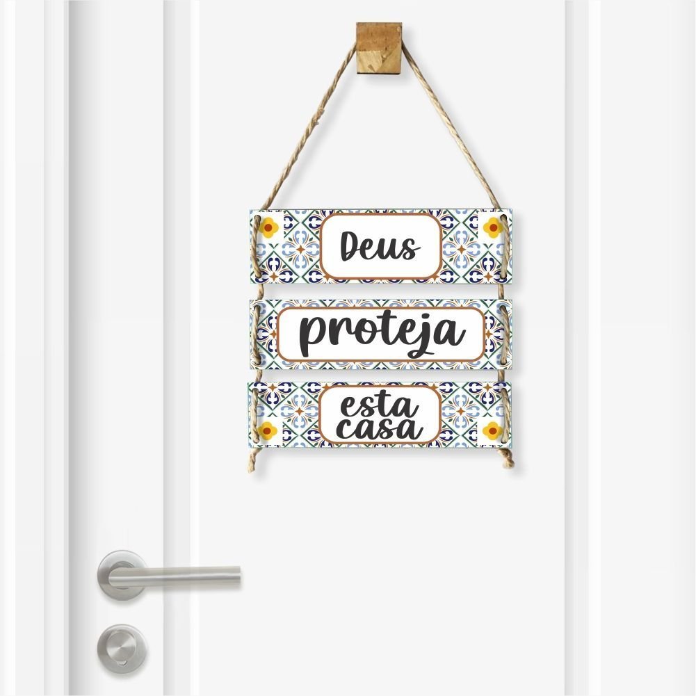 Placa Decorativa Azulejo Português Deus Proteja Esta Casa com Corda Sisal -  40x25cm