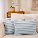 Ver imagem 1 de Capa P/ Almofada Pelucia Wave Soft 30 X 60 Cm - Cinza Prata