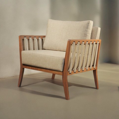 Poltrona Decorativa Madeira Maciça Helena Linho Bege Claro