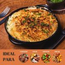 Ver imagem 3 de Panela Parmegiana Alça de Ferro Tampa Vidro Panela Mineira 28x13cm 3l