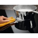 Ver mais imagens de Cooktop de Indução Electrolux 4 Bocas Experto com Sense Fry e Timer Preto Ie6sf - 220v
