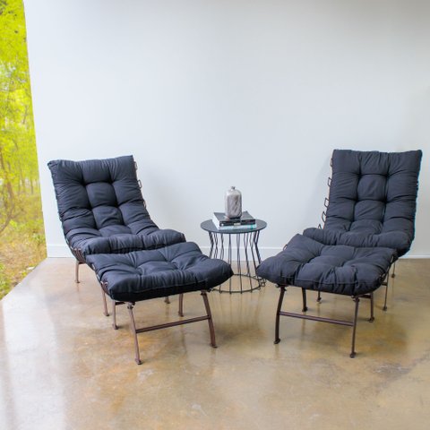 Conjunto com Poltronas e 02 Puffs Costela Aramada Marrom Aço Corten/Preto
