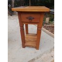 Ver imagem 2 de Mesinha Cabeceira em Madeira de Demolição