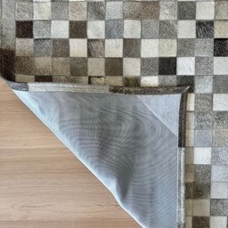 Tapete de Couro Tons de Cinza 100x150 Placas 5cm Quadriculado - 4