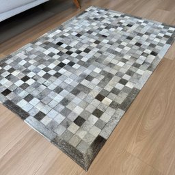 Tapete de Couro Tons de Cinza 100x150 Placas 5cm Quadriculado - 2
