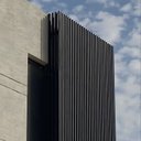 Ver imagem 1 de Painel Brise de Madeira Ecológica 290cm x 10cm x 52mm Formaco Decor Marrom/Cinza Escuro