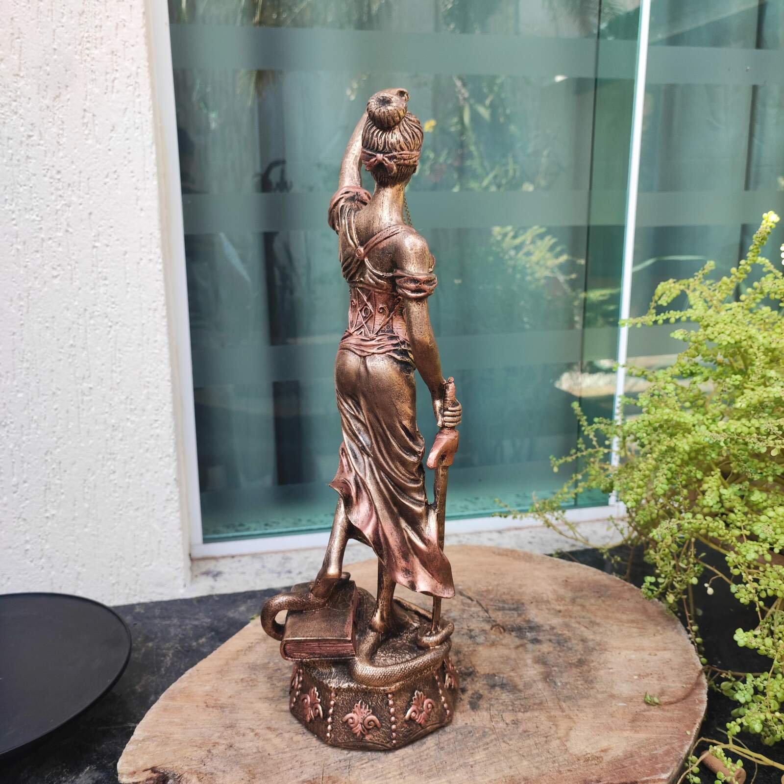 Themis Estátua Decorativa Deusa Dama da Justiça 45 Cm Grande Loja Mistica Oficial - 3
