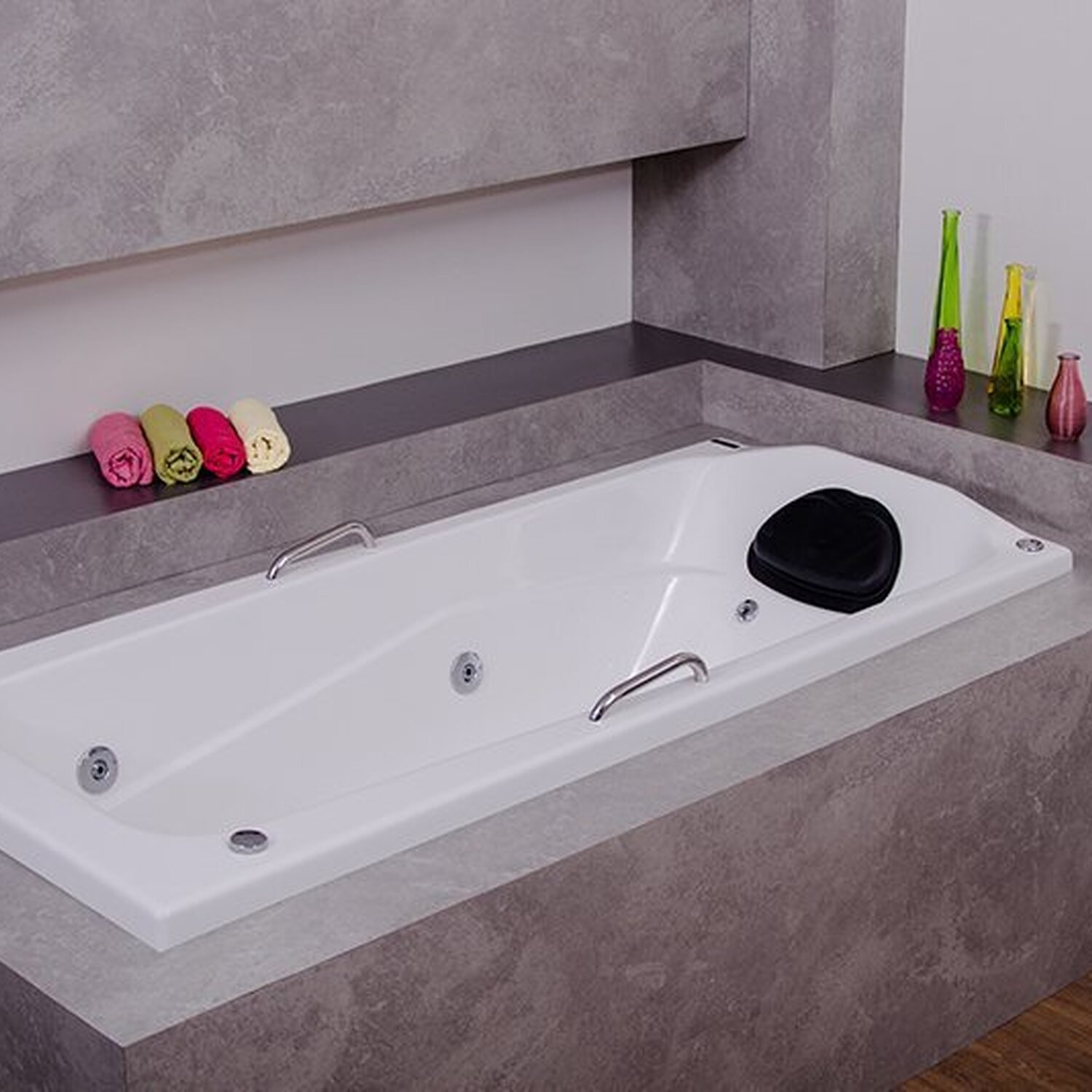 Banheira de Hidromassagem Bella em Gel Coat Gran Luxo 140cm - sem Aquecedor - Volume Ideal 110 Litro - 110V - 1