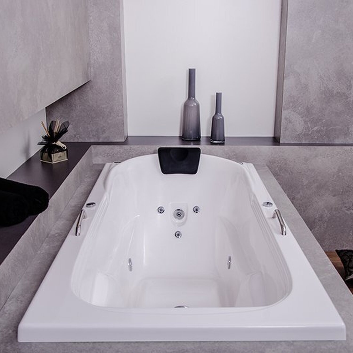 Banheira de Hidromassagem Confortare Branca em Gel Coat Gran Luxo 180cm - sem Aquecedor - Volume Ide - 110V - 1