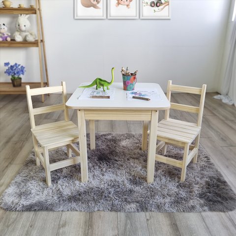 Conjunto Mesinha Infantil Didática Mesa com 2 Cadeiras Kit Madeira Maciça Pinus Resistente