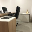 Ver imagem 7 de Conjunto 3 Peças com Mesa para Escritório Presidente, Balcão para e Armário Multiuso Alto em T Carvalho Branco Artany
