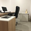 Ver imagem 7 de Kit 3 Peças com Mesa para Escritório Presidente, Balcão para Escritório e Armário Multiuso Alto em T