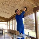 Ver imagem 5 de Forro de Teto em Esteira de Bambu Natural 5m x 1m Rolo Rústico Marrom para Sala e Varanda