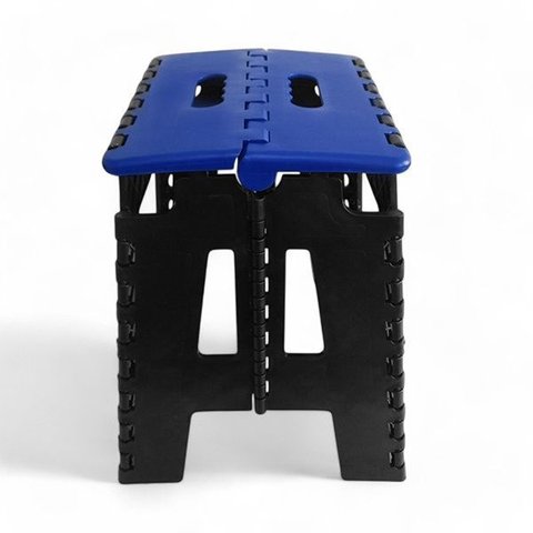 Banqueta Dobrável Multiuso Azul até 100kg Plástico com Alça Leve e Resistente Cor:azul Escuro