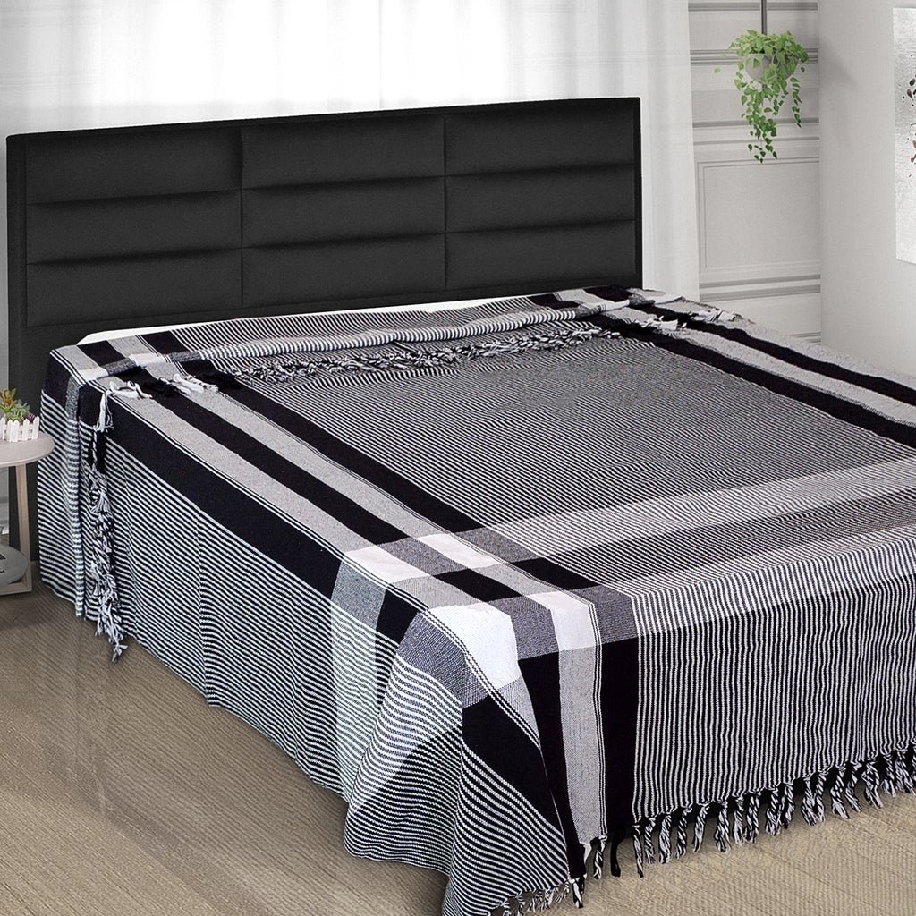 Colcha Queen Listras Preto/Branco | MadeiraMadeira