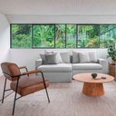 Ver mais imagens de Poltrona Hall Pu Caramelo Poltrona Hall Pu - Caramelo Abra Casa