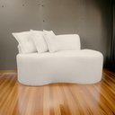 Ver imagem 4 de Sofá Pequeno Orgânico 2 Lugares Living 145 Cm Sala Recepção Clinica Consultório Bouclé - Branco