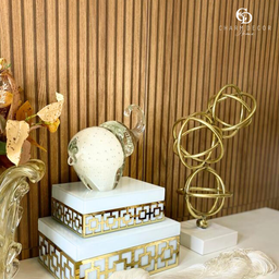 Peça Decorativa De Metal Dourado E Branco - 2