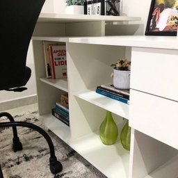 Conjunto 4 Escrivaninhas Retrô em L para Escritório e Home Office com 2 Gavetas e 5 Nichos Gold - 16