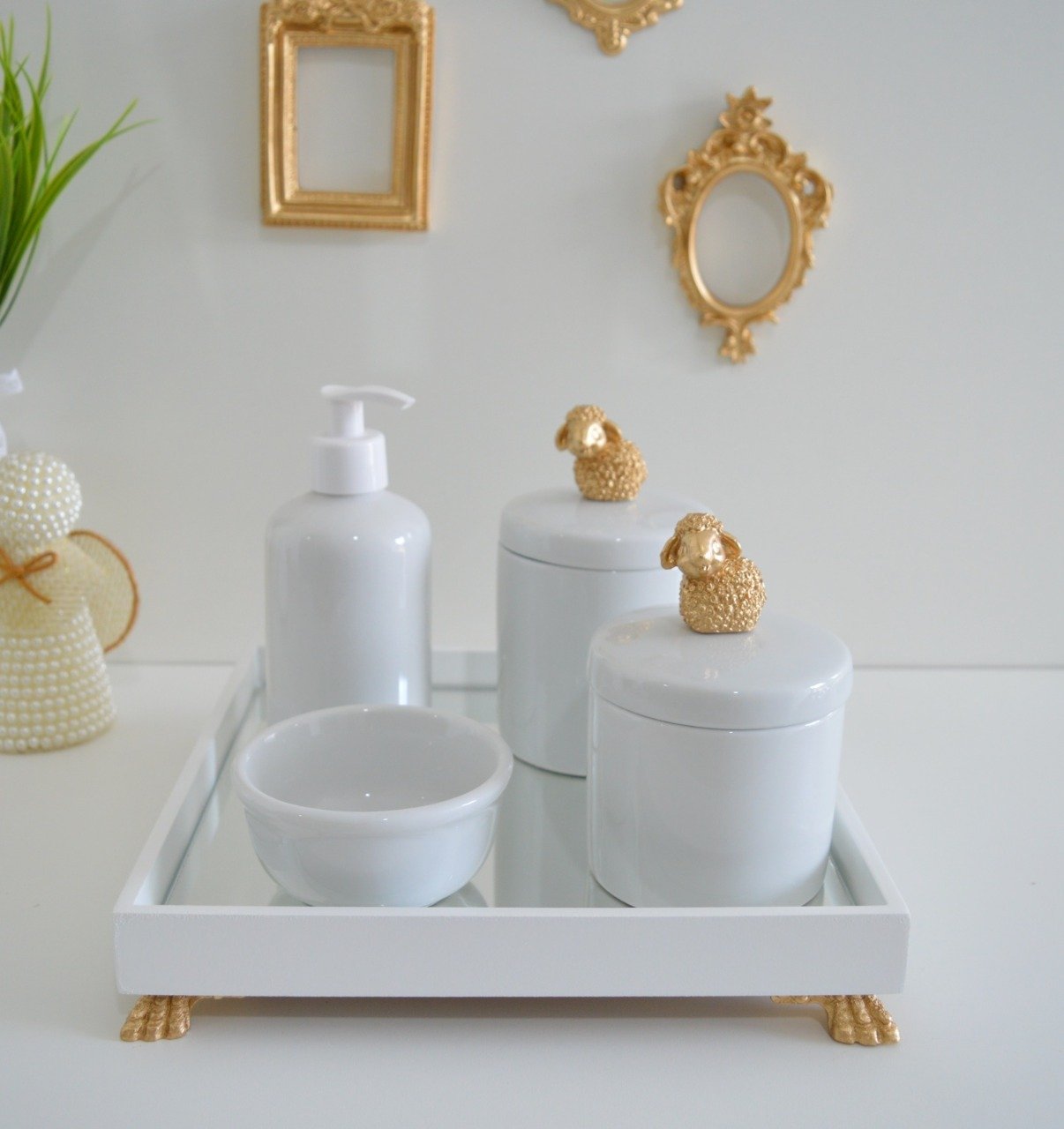 Kit Higiene Porcelana Bebê + Bandeja - Ovelha Dourado