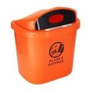 Ver imagem 1 de Lixeira Descarte De Pilhas E Baterias 40 L Poste Ou Parede:preto e laranja