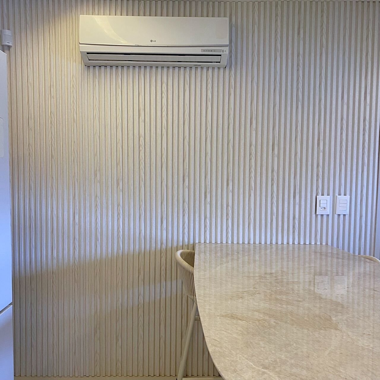 Kit 13 Painel Ripado Cor: Branco Wpc Interno Wave 2,90m X 15cm (0,43m²) - 13