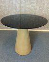 Ver imagem 1 de Mesa de Jantar Cone 70cm Base Madeira Natural Freijó Claro Tampo Laca Preto