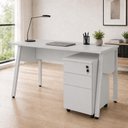 Ver imagem 1 de Mesa Escrivaninha 135cm x 60cm Tampo Chanfrado e Gaveteiro Móvel com 3 Gavetas F5 Office Cor:Cinza