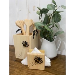 Kit Mesa Posta Abelha, Porta Papel e Porta Utensilio - 1