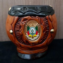 Cuia Artesanal de Chimarrão Estilo Uruguaia Coquinho Gajeta Brasão - 6