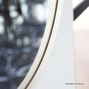 Ver imagem 5 de Espelho Decorativo Oval Com Moldura Branca Para Sala Banheiro 80x50cm