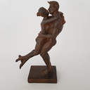 Ver imagem 3 de Escultura Casal Romântico Resina