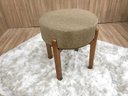 Ver imagem 1 de Puff Decorativo Bege 419 Mona