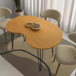 Mesa de Jantar Orgânica 120cm X 80cm Formato Grão Tampo Madeirado Pés Preto - Rede Móveis