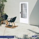 Ver imagem 3 de Kit com 2 Portas de Aço Postigo 215x85cm com Grade Quadrada Minas Sul MGM Branco