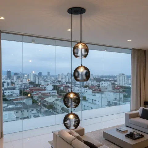 Lustre Pendente para Sala Pé Direito Duplo Quatro Ball P7 - Preto