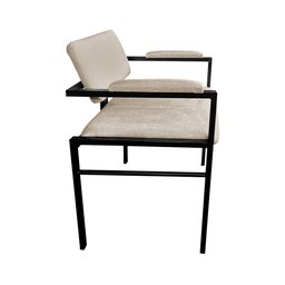 Kit 2 Cadeiras Industrial Ferrara com Braço Estofado em Linho Bege - 4 Kit 2 Cadeiras Industrial Ferrara com Braço Estofado em Linho Bege - 4