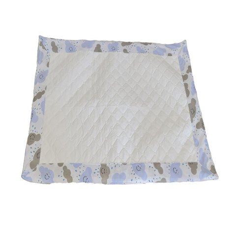 Tapete Higiênico Pet Impermeável Branco Pequeno Reutilizável Lavável: Nuvem Azul Bebê