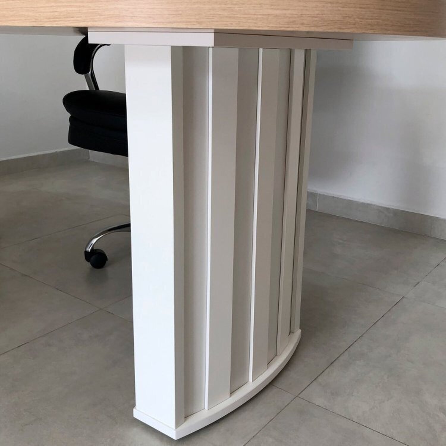 Mesa para Escritório Diretor Organic com 2 Gavetas - 19