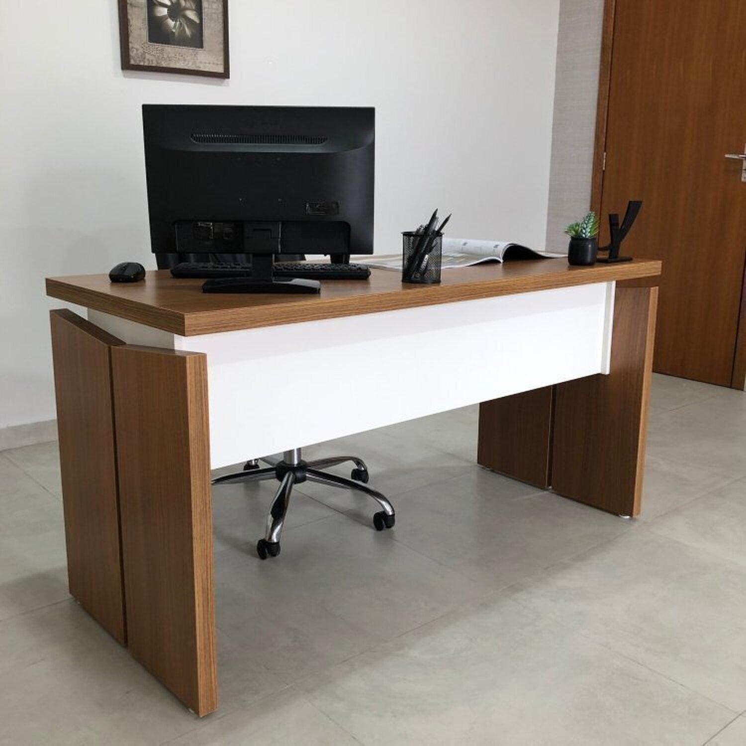 Mesa para Escritório Diretor com 2 Gavetas em Tamburato 1450 - 18