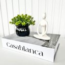 Ver imagem 2 de Decoração sala livro caixa + vaso preto + escultura mulher