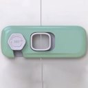 Ver imagem 4 de Trava de Segurança Armario Gaveta Geladeira Kit 2 Unidades Criança Bebe Evita Acidente Porta Resiste