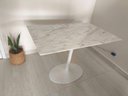 Ver imagem 4 de Mesa de Jantar Saarinen Retangular 120x80cm Mármore Espirito