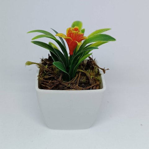 Vasinho Decorativo Quadrado com Planta Artificial Hortênsia - Laranja