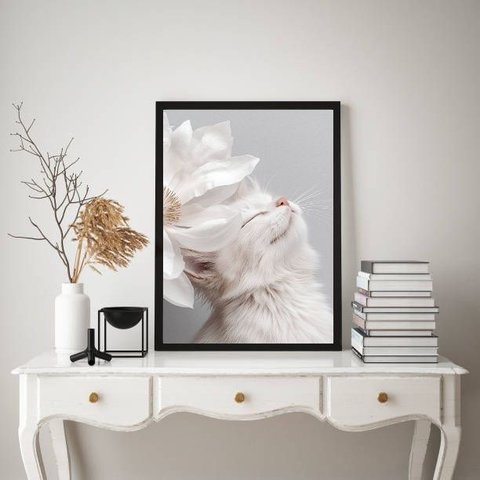 Quadro Decorativo Gatinho Branco Flor Branca 24x18cm:moldura Preta